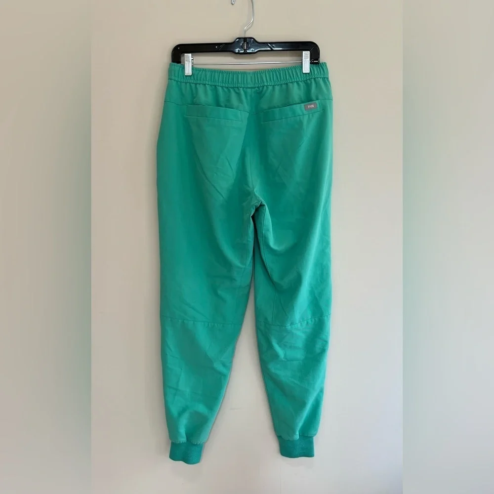 FIGS Men’s Tansen Jogger Scrub Pants Limited Edition Surgical Green (PO #1918) M